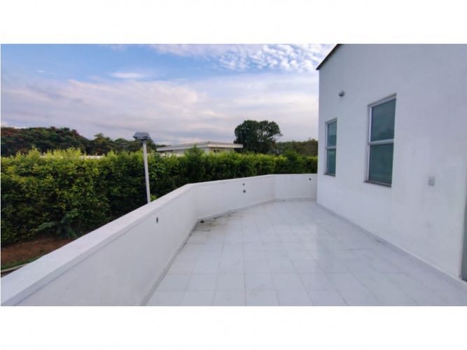 Casa de 4 alcobas en venta en La Morada, Jamundí, 450 m² · foto 5 de 13