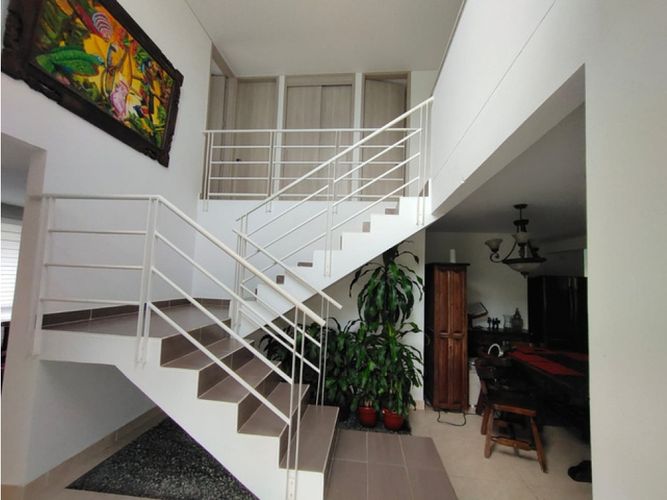Casa de 4 alcobas en venta en La Morada, Jamundí, 450 m² · foto 7 de 13