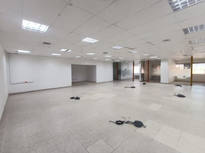 Oficina en arriendo en El Prado, Barranquilla, 2196 m² · foto 22 de 24