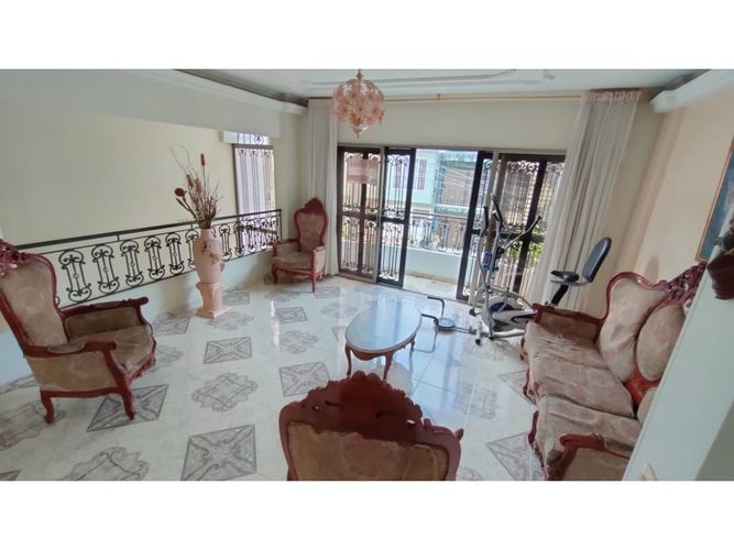 Casa de 6 alcobas en venta en Caney, Cali, 270 m² · foto 3 de 18