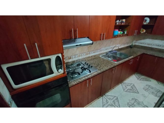 Casa de 6 alcobas en venta en Caney, Cali, 270 m² · foto 5 de 18