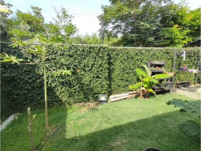 Casa de 5 alcobas en venta en El Castillo, Jamundí, 240 m² · foto 8 de 10