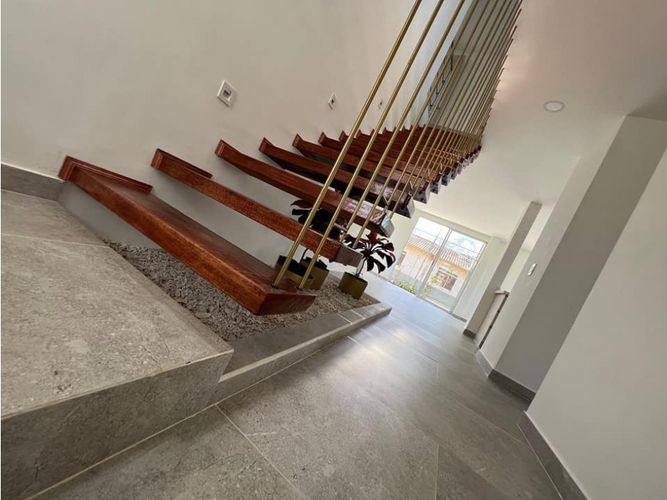 Casa de 3 alcobas en venta en Potrerito, Jamundí, 154 m² · foto 2 de 10
