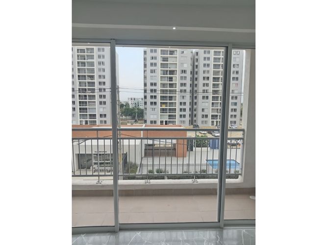 Apartamento de 2 alcobas en venta en Valle Del Lili, Cali, 62 m² · foto 2 de 16