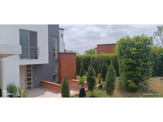 Casa de 4 alcobas en venta en Las Mercedes, Jamundí, 522 m² · foto 2 de 17