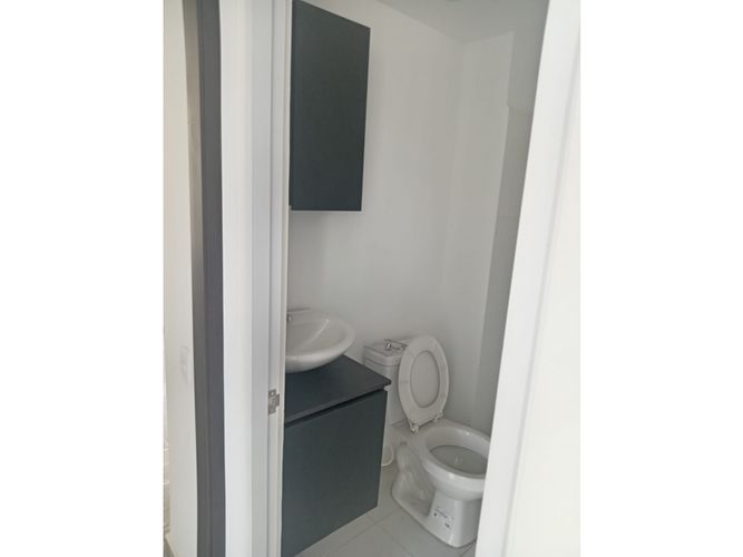 Apartamento de 2 alcobas en venta en Valle Del Lili, Cali, 62 m² · foto 13 de 16