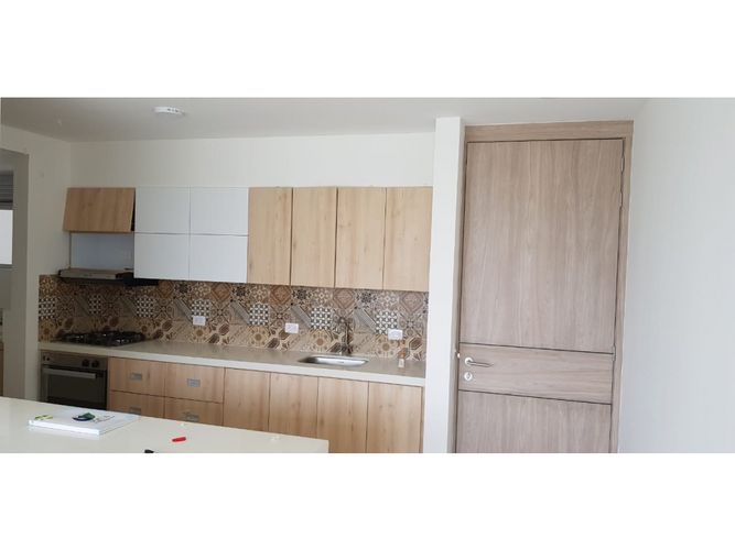 Apartamento de 3 alcobas en venta en Alfaguara, Jamundí, 84 m² · foto 3 de 13