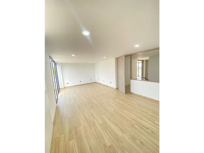 Casa de 6 alcobas en venta en Las Mercedes, Jamundí, 360 m² · foto 12 de 24
