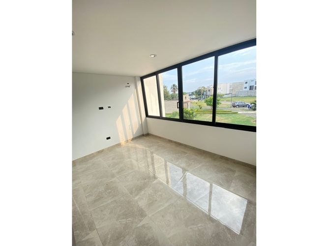 Casa de 6 alcobas en venta en Las Mercedes, Jamundí, 360 m² · foto 14 de 24