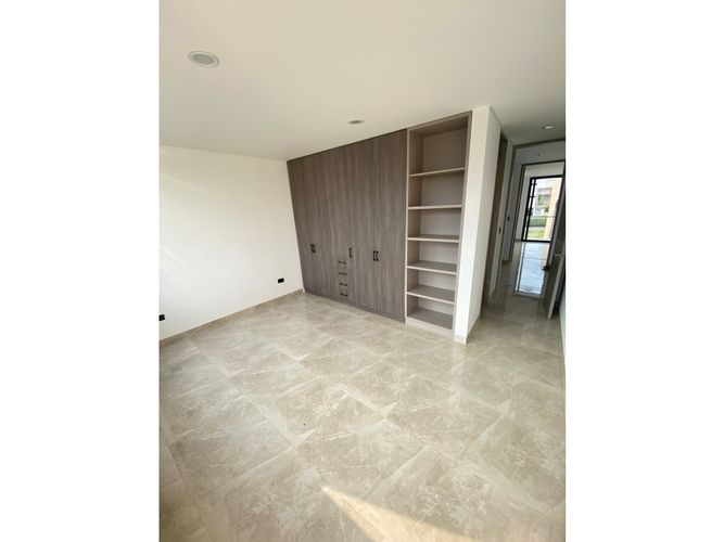 Casa de 6 alcobas en venta en Las Mercedes, Jamundí, 360 m² · foto 21 de 24