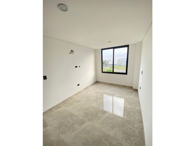 Casa de 6 alcobas en venta en Las Mercedes, Jamundí, 360 m² · foto 22 de 24