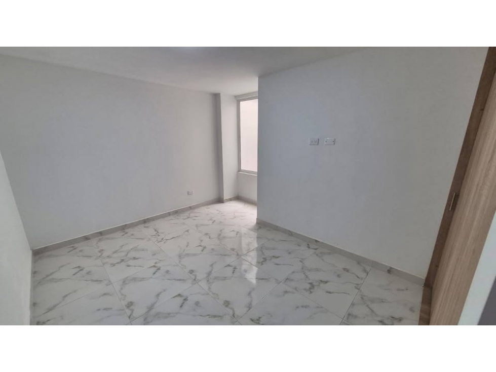 Apartamento en venta en Vipasa, Cali · foto 3 de 11