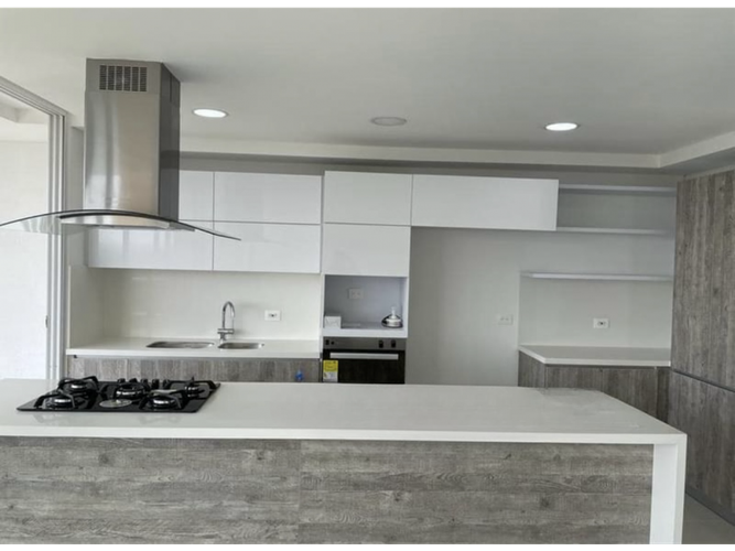 Apartamento de 3 alcobas en venta en Ciudad Jardin, Cali, 147 m² · foto 2 de 8