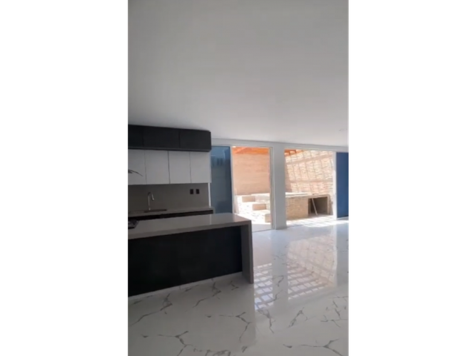 Casa de 6 alcobas en venta en Las Mercedes, Jamundí, 460 m² · foto 13 de 16