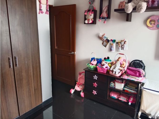 Apartamento en venta en Los Cambulos, Cali · foto 12 de 16