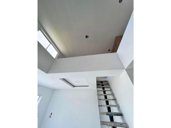 Casa de 4 alcobas en venta en La Morada, Jamundí, 325 m² · foto 3 de 10