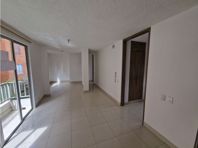 Apartamento de 2 alcobas en venta en Menga, Cali, 58 m² · foto 4 de 16