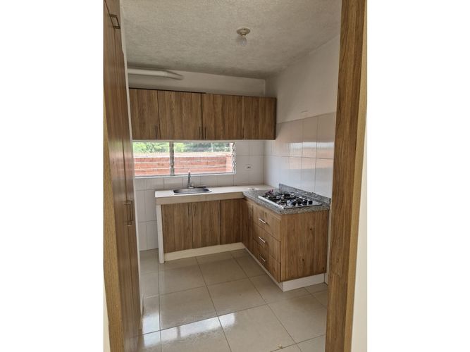 Apartamento de 2 alcobas en venta en Menga, Cali, 58 m² · foto 7 de 16
