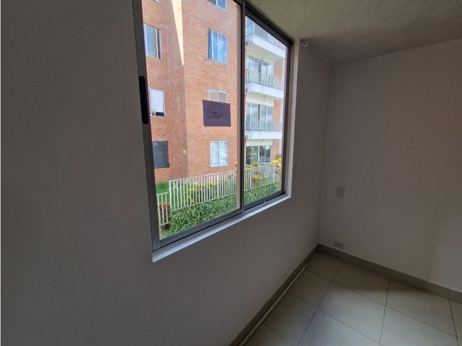 Apartamento de 2 alcobas en venta en Menga, Cali, 58 m² · foto 12 de 16