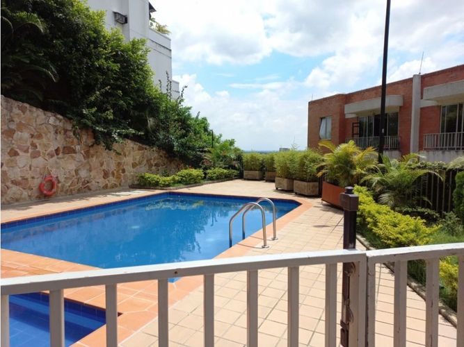 Apartamento de 2 alcobas en venta en Menga, Cali, 58 m² · foto 15 de 16