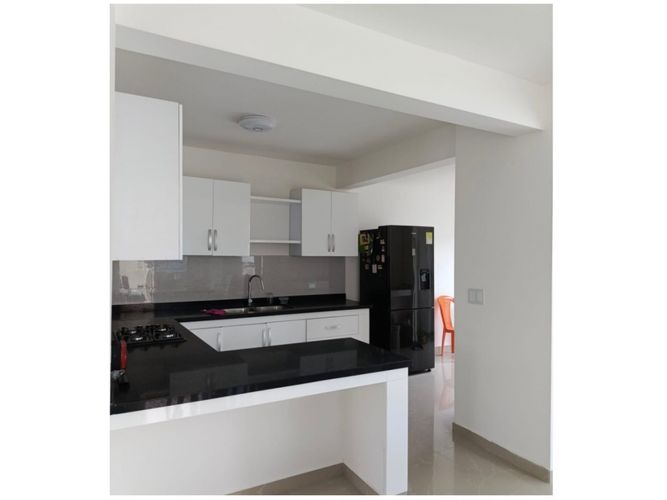 Casa de 4 alcobas en venta en Las Mercedes, Jamundí, 388 m² · foto 5 de 17