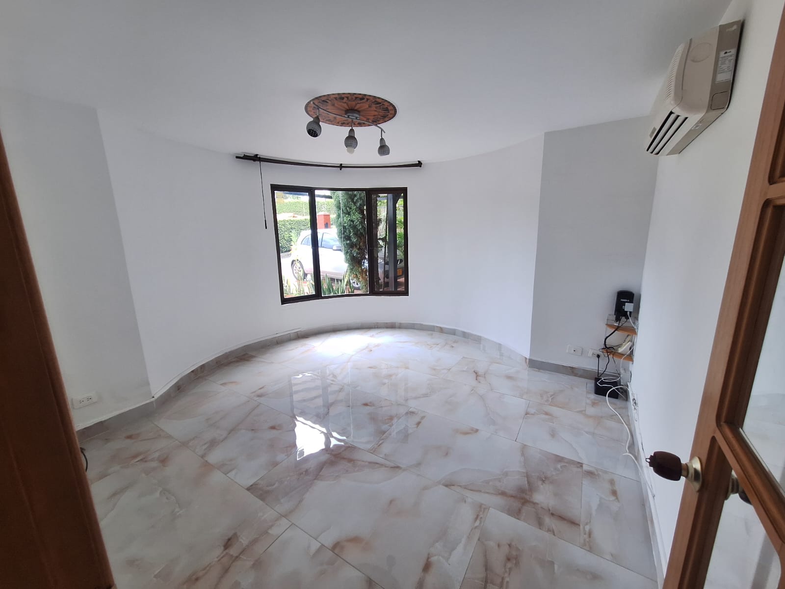 Casa en venta en Pueblito Cafetero, Pereira · foto 2 de 24