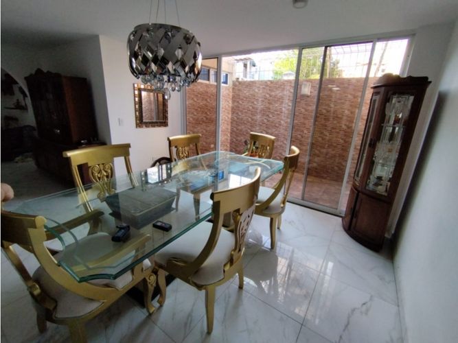 Casa de 3 alcobas en venta en La Hacienda, Cali, 315 m² · foto 9 de 12
