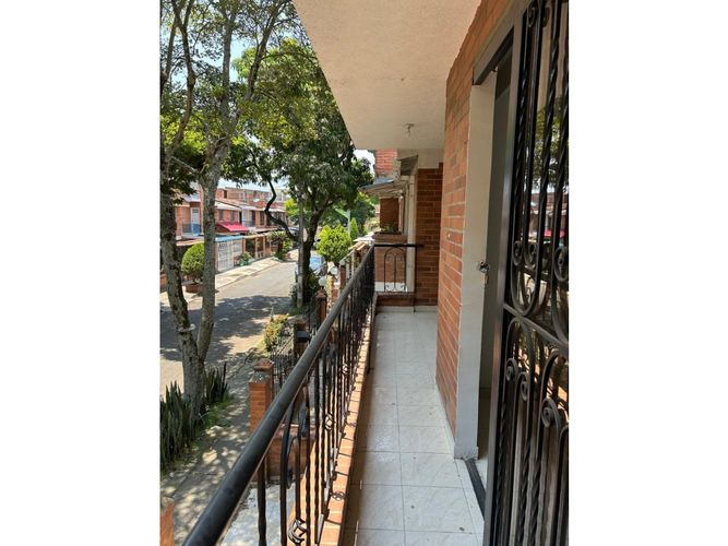 Casa de 9 alcobas en venta en Caney, Cali, 320 m² · foto 11 de 24