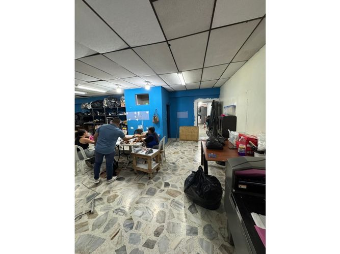 Casa de 7 alcobas en venta en Obrero, Cali, 676 m² · foto 9 de 24