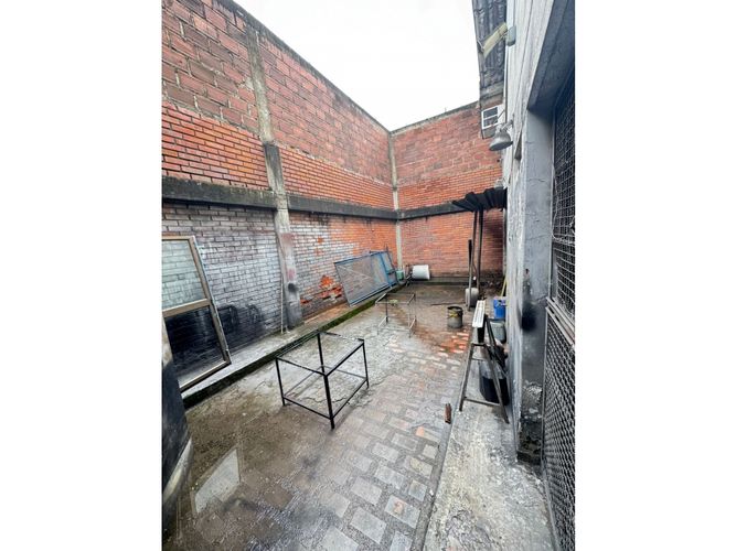 Casa de 7 alcobas en venta en Obrero, Cali, 676 m² · foto 15 de 24