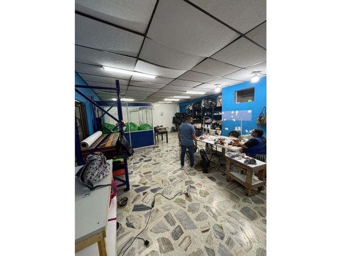 Casa de 7 alcobas en venta en Obrero, Cali, 676 m² · foto 23 de 24