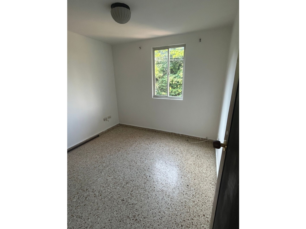 Apartamento en venta en Valle Del Lili, Cali · foto 6 de 11