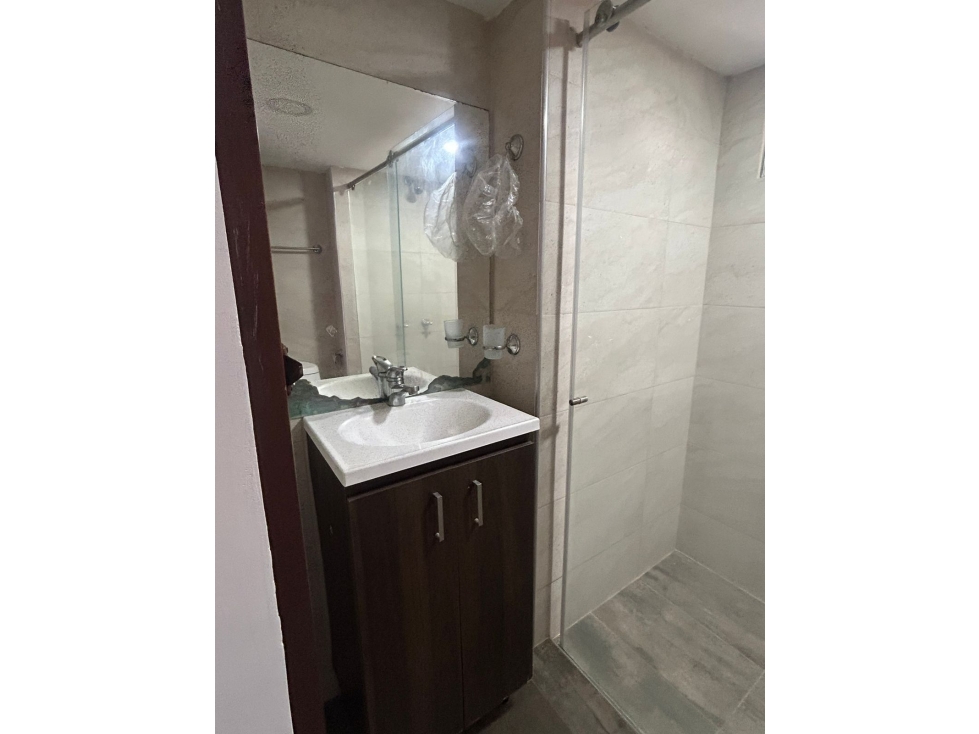 Apartamento en venta en Valle Del Lili, Cali · foto 10 de 11
