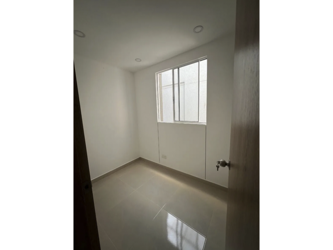 Apartamento de 3 alcobas en venta en Bochalema, Cali, 60 m² · foto 4 de 15