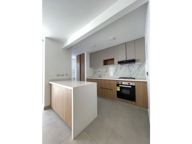 Casa de 3 alcobas en venta en Ciudad Country, Jamundí, 102 m² · foto 2 de 10