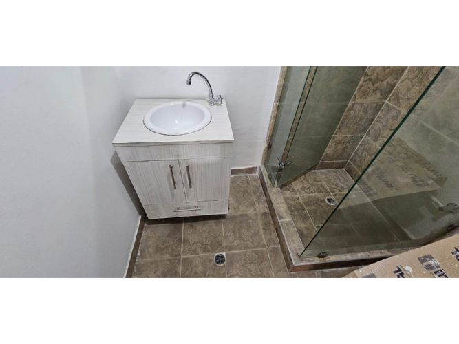 Edificio en venta en Santa Teresita, Cali, 1210 m² · foto 21 de 24