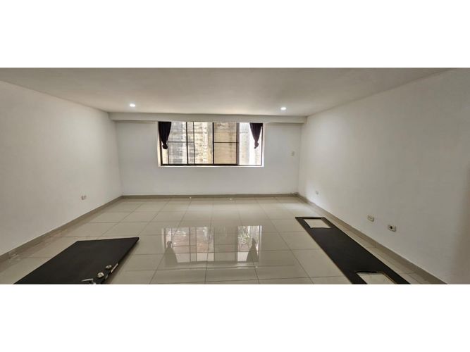 Edificio en venta en Santa Teresita, Cali, 1210 m² · foto 22 de 24