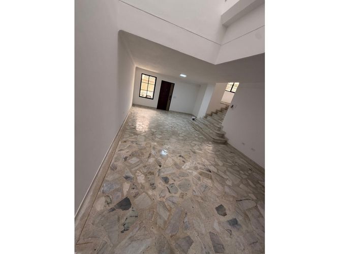 Casa de 5 alcobas en venta en El Ingenio, Cali, 520 m² · foto 6 de 22