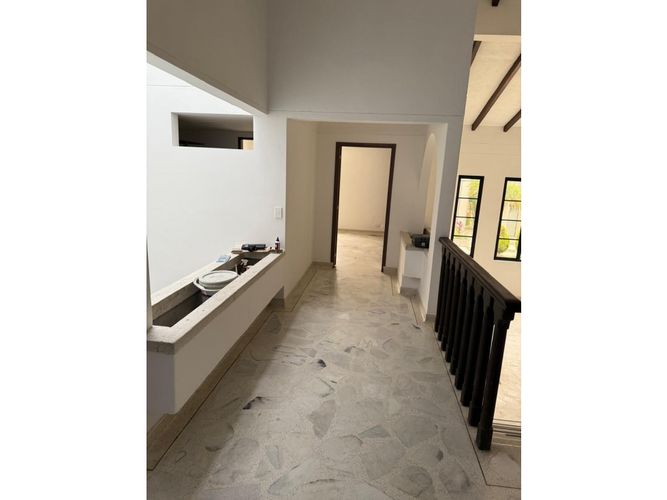 Casa de 5 alcobas en venta en El Ingenio, Cali, 520 m² · foto 16 de 22