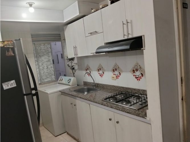 Apartamento de 2 alcobas en venta en Cr. Los Naranjos, Jamundí, 62 m² · foto 3 de 17