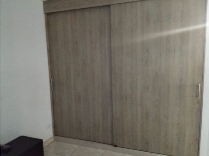 Apartamento de 2 alcobas en venta en Cr. Los Naranjos, Jamundí, 62 m² · foto 5 de 17