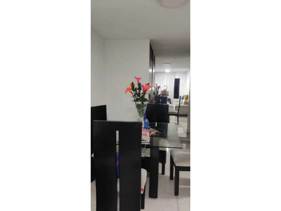 Apartamento en venta en Ciudad Los Alamos, Cali · foto 2 de 6