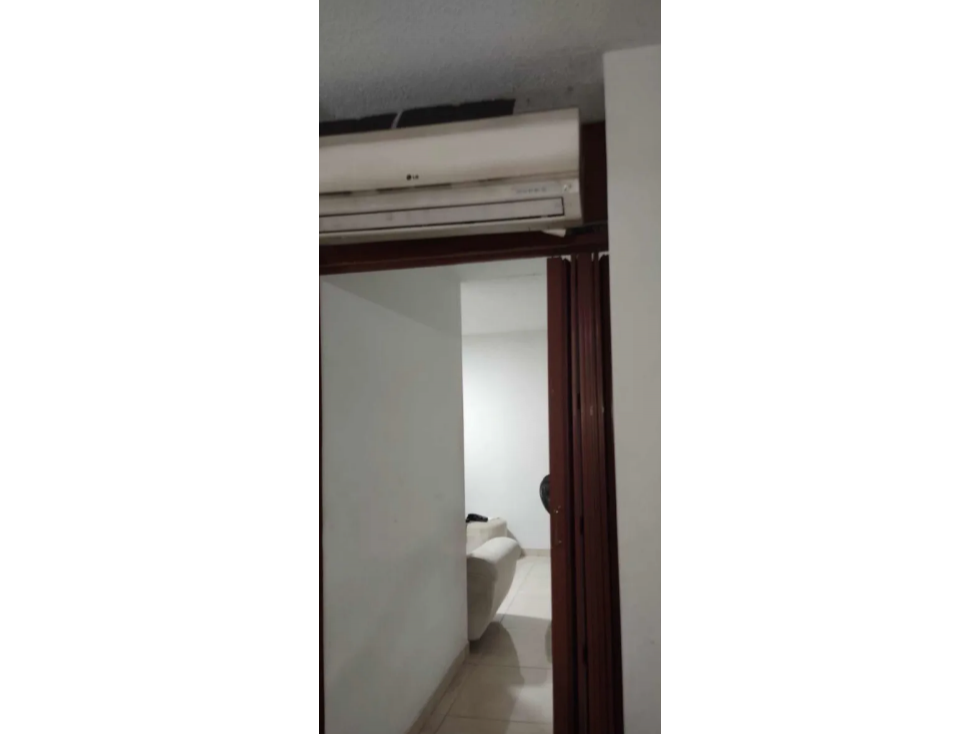 Apartamento en venta en Ciudad Los Alamos, Cali · foto 3 de 6