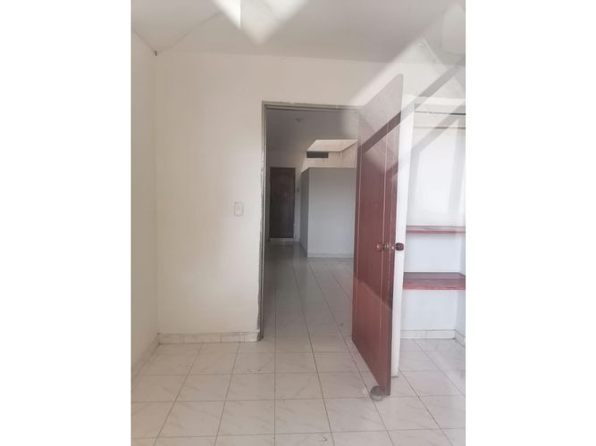 Casa de 18 alcobas en venta en Belalcazar, Cali, 766 m² · foto 4 de 10