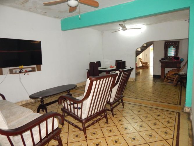 Casa de 7 alcobas en venta en Colombia, Barranquilla, 736 m² · foto 4 de 19