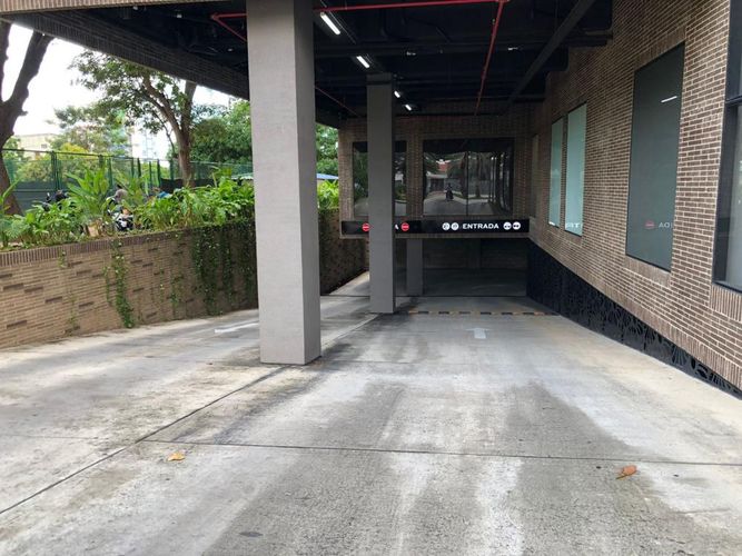 Local en arriendo en El Golf, Barranquilla, 73 m² · foto 2 de 7