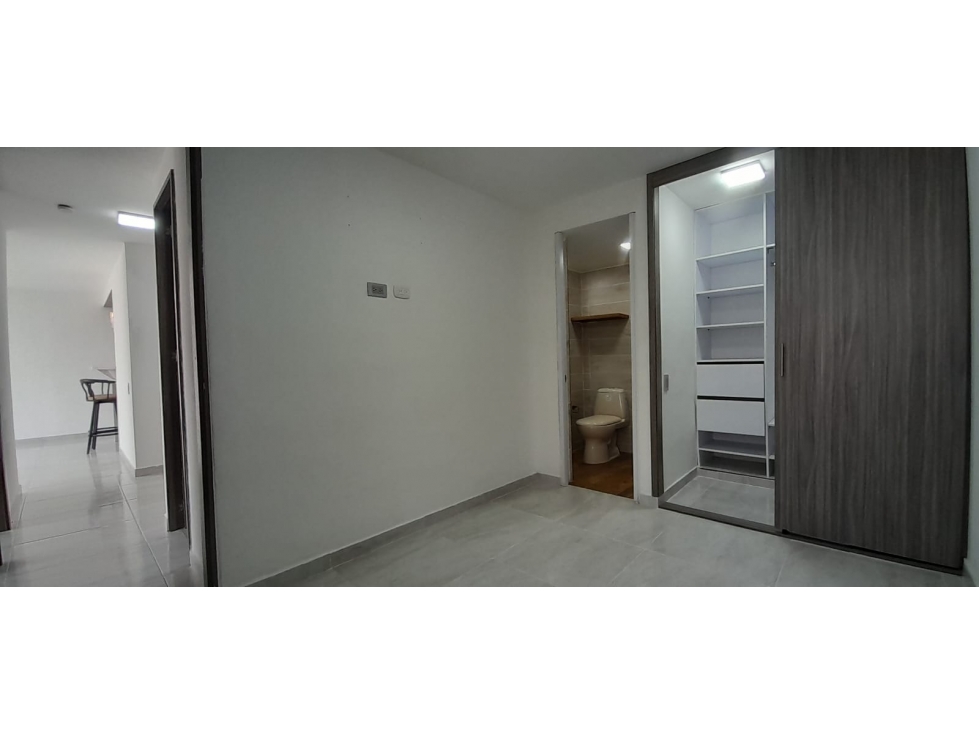 Apartamento en venta en Valle Del Lili, Cali · foto 8 de 17