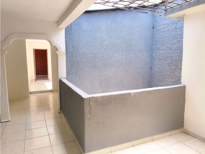 Apartamento de 4 alcobas en venta en El Lido, Cali, 210 m² · foto 9 de 24