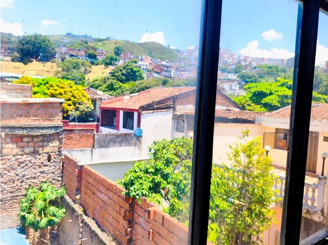 Apartamento de 4 alcobas en venta en El Lido, Cali, 210 m² · foto 10 de 24