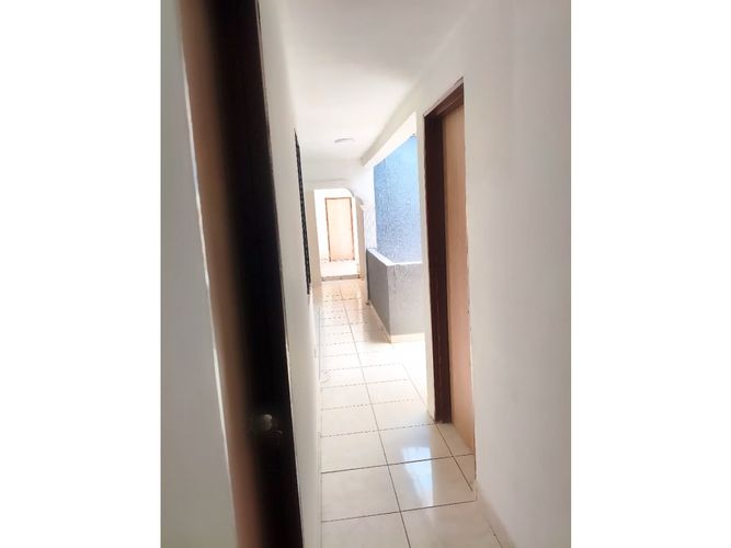 Apartamento de 4 alcobas en venta en El Lido, Cali, 210 m² · foto 20 de 24